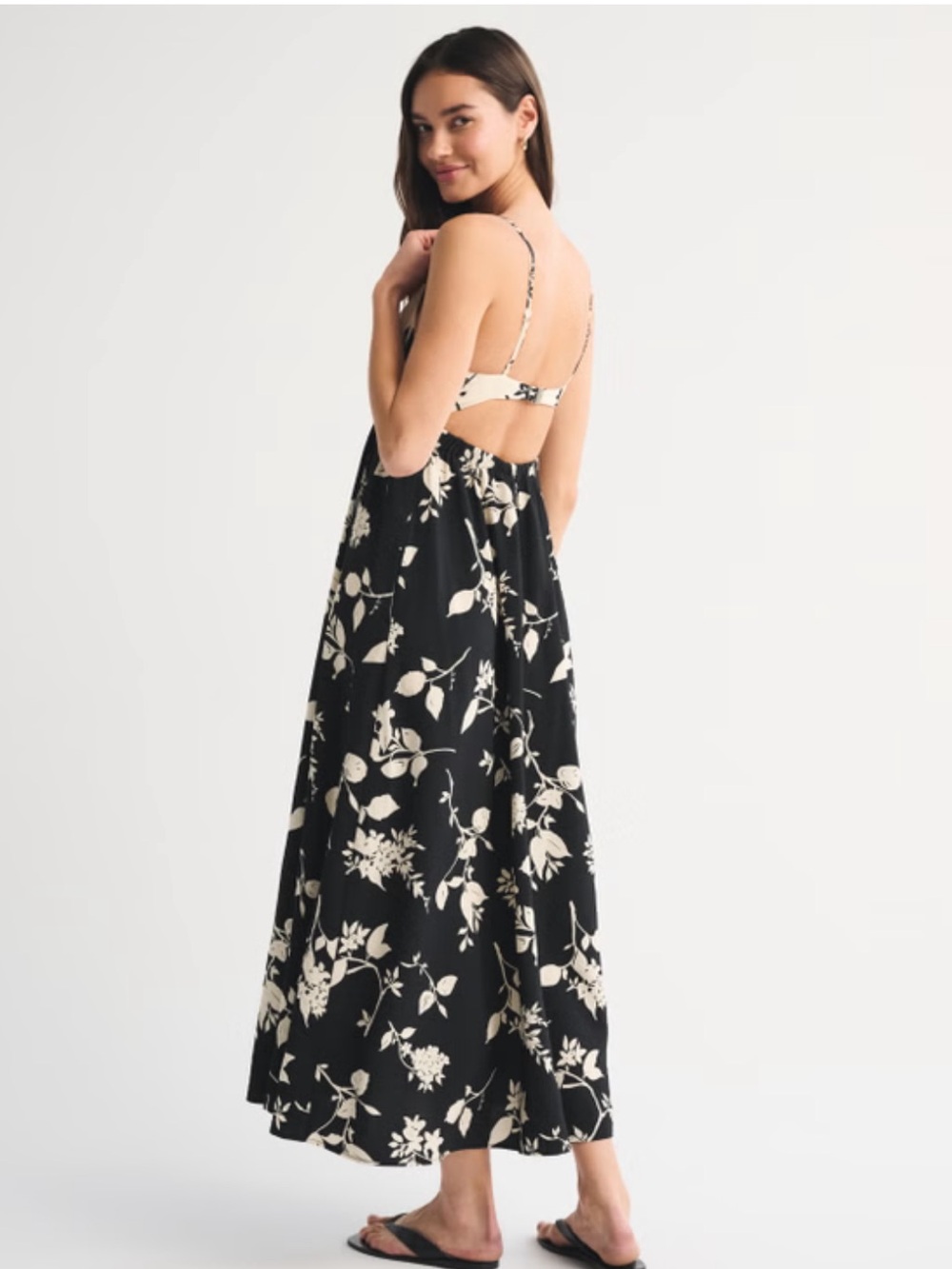 Abercrombie & Fitch Black Floral Bra-Free Clasp-Back Flowy Maxi Dress, Size XSP - Picture 3 of 15